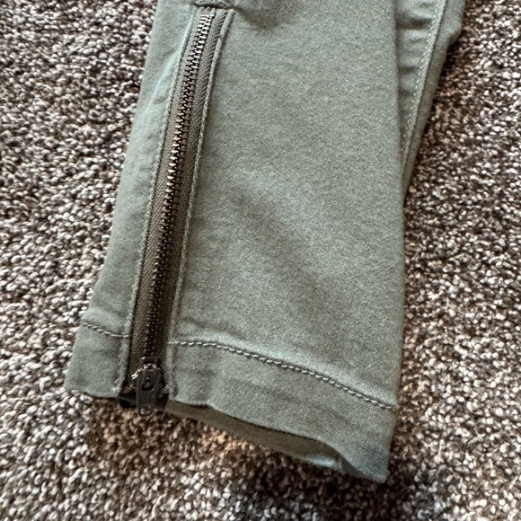 Knox Rose Women's Green Ankle Zipper Jeans Size 4 - Picture 3 of 13